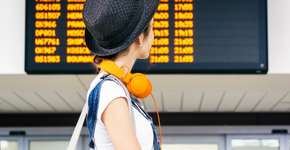 Escola de intercâmbio tem pacotes com passagens aéreas grátis