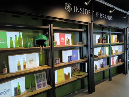 Essa parte do passeio termina num espaço onde é possível conhecer todo o portfólio do Grupo Heineken no Brasil