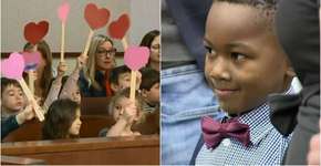 Colegas participam da audiência de adoção de menino nos EUA