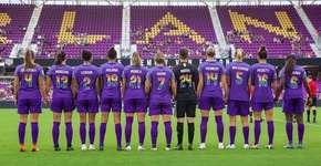 Time de futebol feminino dos EUA une veganismo à luta LGBTQ