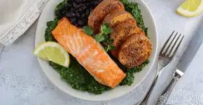 5 receitas proteicas com batata-doce para variar o almoço