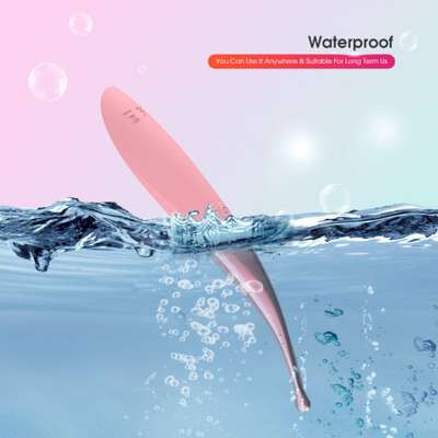 Produzido em silicone cirúrgico super macio, ele possui 12 modos de frequência para você achar a forma que melhor te dá prazer, além de ser 100% impermeável e à prova d´água