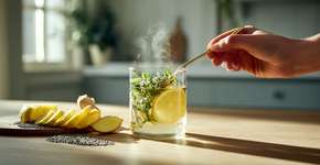 Essa bebida simples acabou com o inchaço de milhares de pessoas