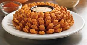 Outback presenteia clientes com Bloomin’ Onion