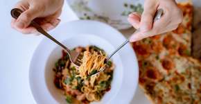 Os alimentos com baixo teor de carboidrato para a perda de peso