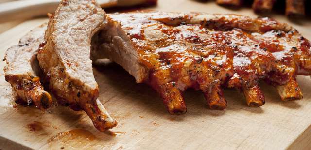 Costela na panela de pressão é o que há! Aprenda a fazer