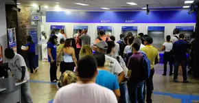 Consulta do lote extra do PIS é adiada; saiba como acessar