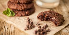 Guloseimas saudáveis: receita de cookie de chocolate sem glúten