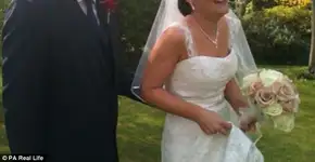 Mulher tem últimos anos apagados após convulsão e esquece marido