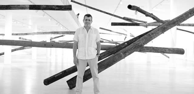 Exposição ‘Carlito Carvalhosa – A metade do dobro’