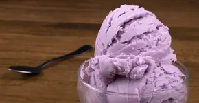 Este sorvete caseiro leva apenas 3 ingredientes e promete te viciar