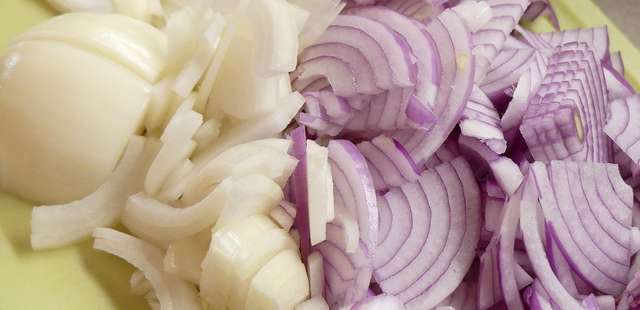 Receita fácil de cebola caramelada