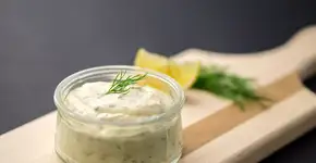 Mais sabor e menos aditivos: faça sua própria maionese hoje mesmo