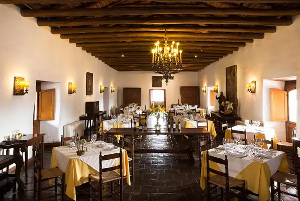 Interior do restaurante Doña Paula