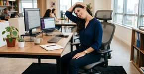 Só 3 minutos! Como aliviar a dor no ombro para preguiçosos: Não precisa fazer massagem! Faça isso na sua mesa