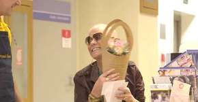 Ação envia flores a mulheres que lutam contra o câncer de mama