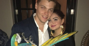 Sofia Vergara é criticada após posar com araras amarradas