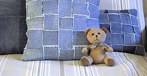 Faça você mesmo uma bolsa criativa reciclando calças jeans velhas