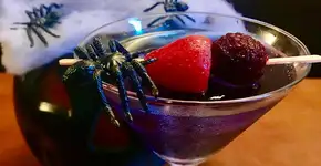 Ludus Luderia celebra Halloween com noite temática, fantasias, drinks especiais e muita diversão com jogos de tabuleiro