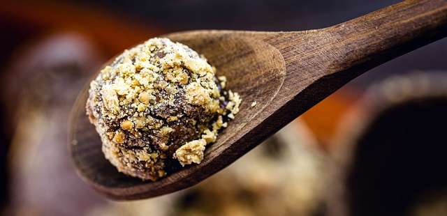 Saiba como fazer o um delicioso brigadeiro de paçoca bem fácil