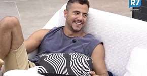 Matheus diz que já recebeu proposta para fazer sexo por dinheiro