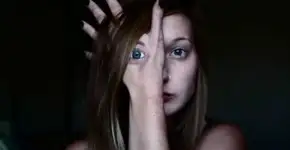 Americana faz selfies com maquiagem que imita personagens de filmes