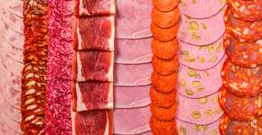 Consumo de carne processada e risco de demência: o que diz a ciência
