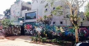 Coworking oferece yoga, crochê e palestras no Beco do Batman