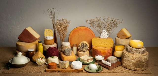 Feira do Caminho do Queijo Paulista