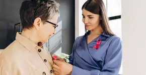 Câncer de mama: volta ao trabalho exige cuidados físico e emocional