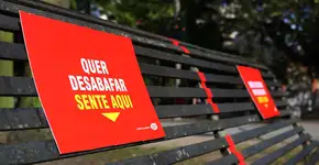 Agência faz ações para promover amizade entre desconhecidos