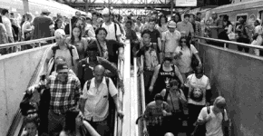 ‘O pior no transporte é a falta de respeito’, diz cadeirante