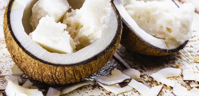 Cocada branca é a delícia do momento; aprenda a fazer