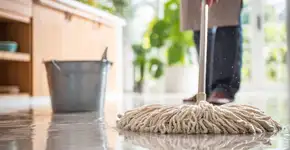 Acabe com o cheiro de peixe morto do seu chão com essa dica