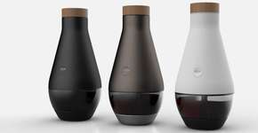 Garrafa ‘milagrosa’ transforma água em vinho