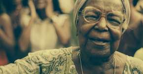 Glória Bomfim e Jongo da Serrinha homenageiam Tia Maria