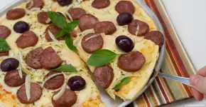 Como fazer pizza rápida de liquidificador