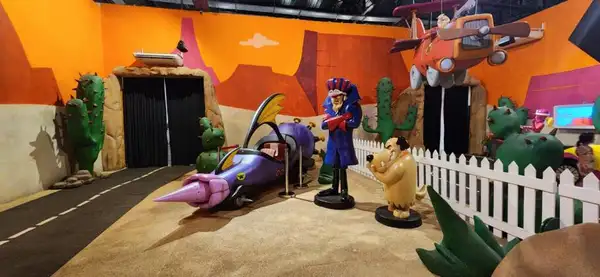 Movie Cars reúne acervo de mais de 50 carros, entre originbais e réplicas