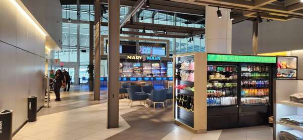 O espaço também espaço para grab and go