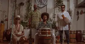 ‘Bota Fora, Bota Som’