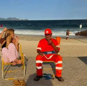 Conversa boa ❤️ #comlurb #praia #rj #gari