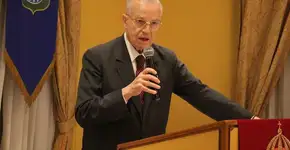 Após fala sem noção, ‘príncipe imperial’ do Brasil vira piada na internet