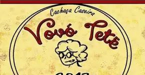 Cachaça artesanal “Vovó Tetê” a partir de R$ 15