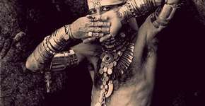 Ney Matogrosso: 40 anos em figurinos