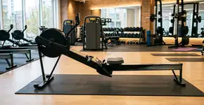 Exercício no remo distribui esforço entre músculos e ajuda no condicionamento físico