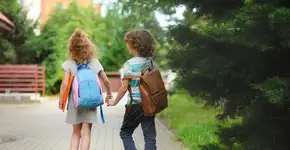 Meninas de 6 anos acreditam que só meninos podem ser gênios