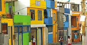Pintura em fachadas faz Morro do Querosene, em SP, virar museu a céu aberto