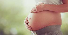 Comer placenta faz mal à saúde da mãe e do bebê, segundo pesquisa