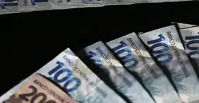 7 maneiras comprovadas de ganhar dinheiro parado em casa