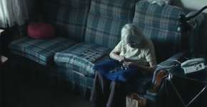 Senhora de 98 anos dribla a solidão e dá uma lição de vida